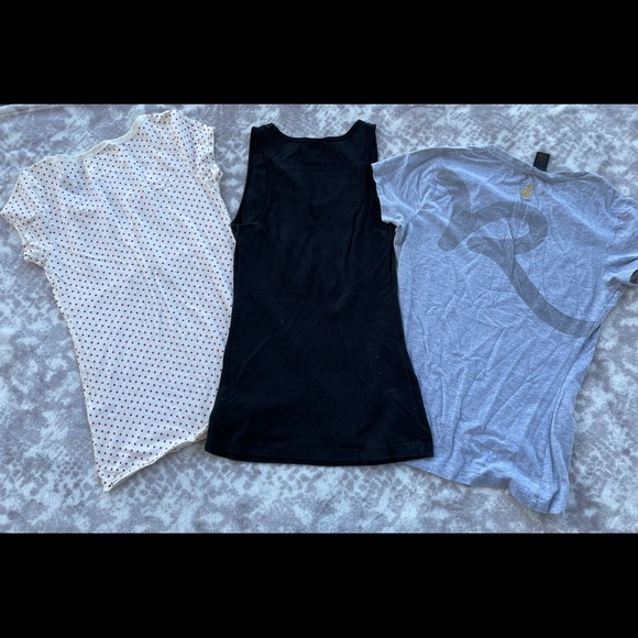 3 woman’s tops - Picture 2 of 2